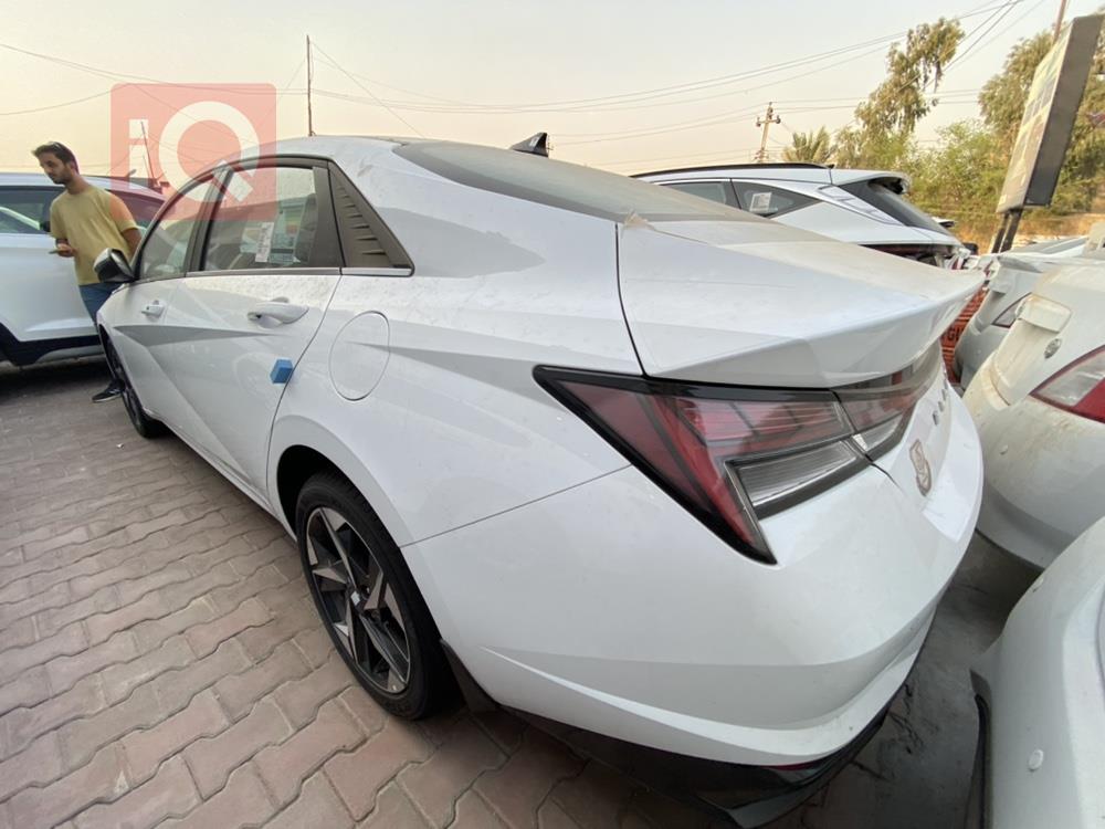 هيونداي النترا